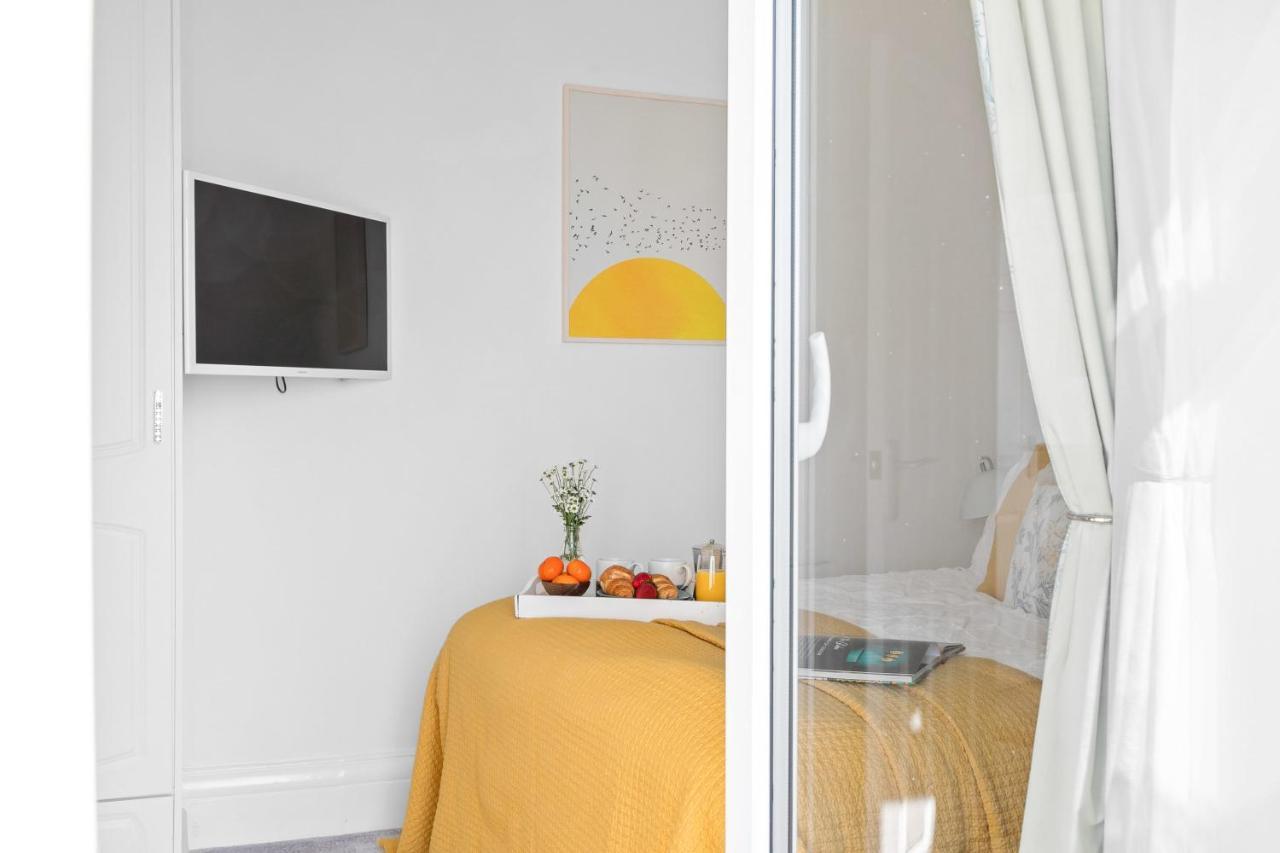 Wellswood Apartment - Sunny Apartment With Stunning Sea Views And Private Balcony Torquay Exterior foto